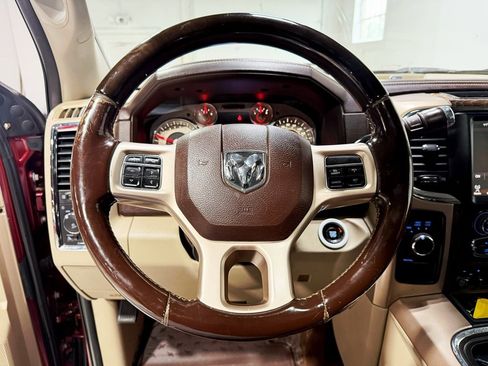 Used 2017 RAM 2500 Limited image 17