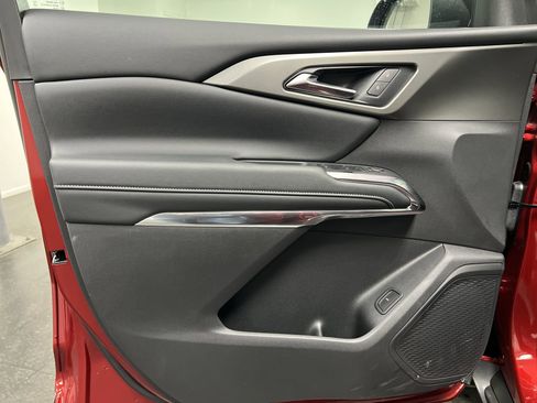 New 2025 Chevrolet Traverse LT image 22
