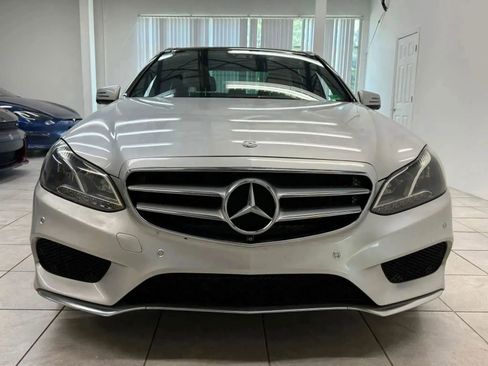 Used 2016 Mercedes-Benz E 350 Sedan w/ Premium Package image 2