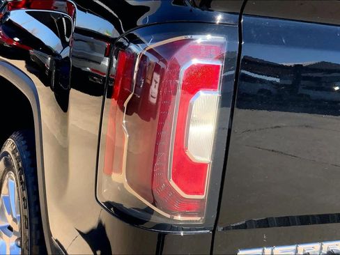 Used 2016 GMC Sierra 1500 Denali w/ Enhanced Driver Alert Package image 27