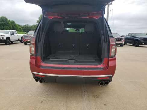 Used 2023 Chevrolet Tahoe Premier AWD/4WD image 33