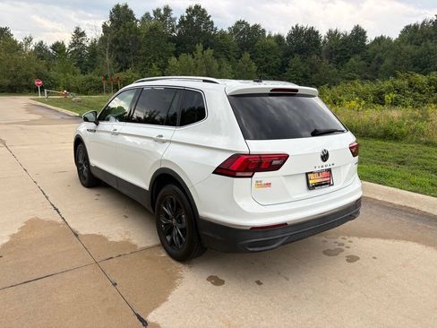 Used 2024 Volkswagen Tiguan SE AWD/4WD image 7