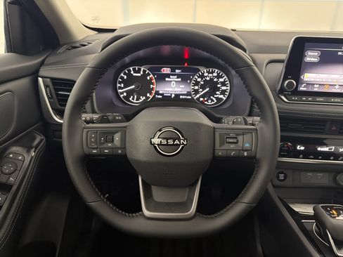 New 2026 Nissan Rogue SV image 18