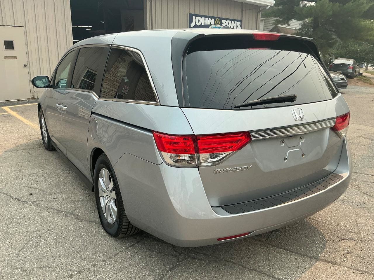Used 2016 Honda Odyssey EX-L image 5