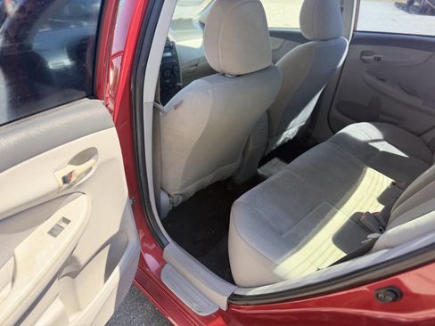 Used 2013 Toyota Corolla L FWD image 17