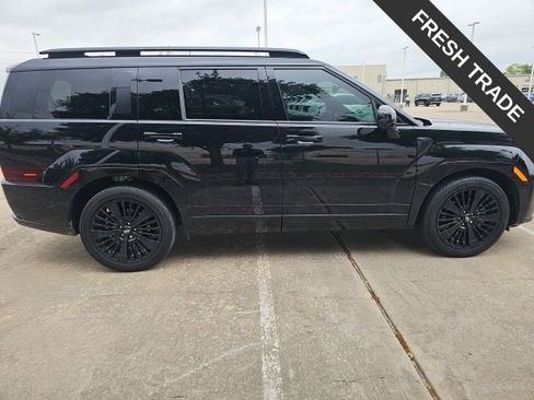 Used 2025 Hyundai Santa Fe Calligraphy image 6