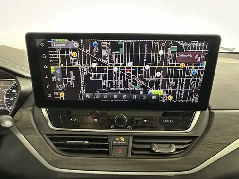 Used 2023 Nissan Altima 2.5 SL AWD/4WD image 34