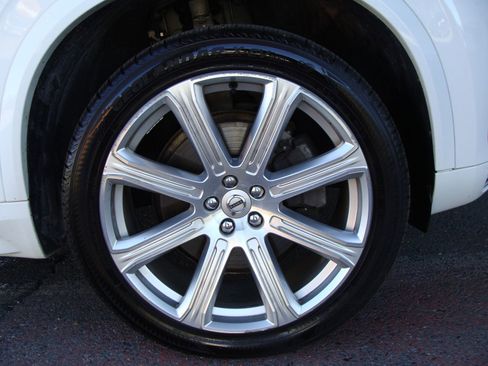 Used 2019 Volvo XC90 T6 Inscription w/ Protection Package image 38