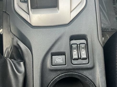 Used 2018 Subaru Crosstrek 2.0i Premium AWD/4WD image 5