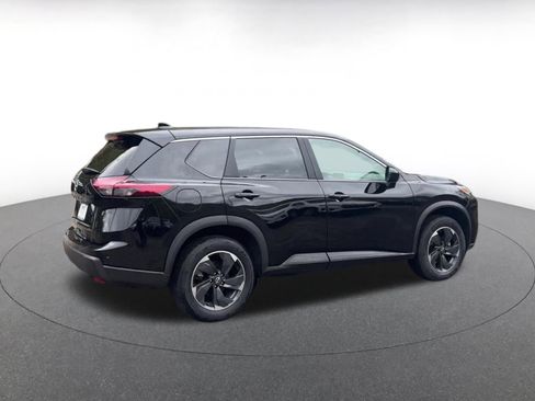 Used 2025 Nissan Rogue SV FWD image 14