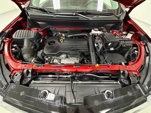 Certified 2024 Chevrolet Equinox Premier AWD/4WD image 29