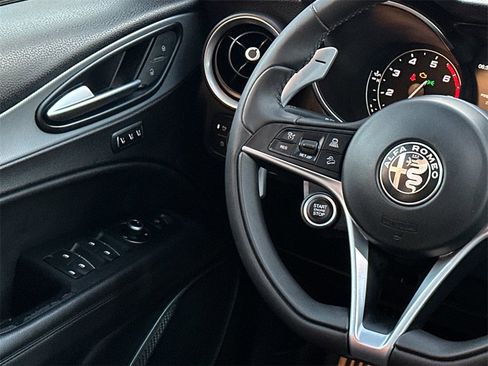 Used 2019 Alfa Romeo Stelvio Ti Sport w/ Quick Order Package 22S Sport image 21