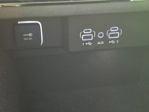 Used 2024 Jeep Wagoneer 4WD w/ Premium Group I image 24