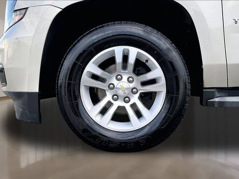 Used 2015 Chevrolet Tahoe LT RWD image 27