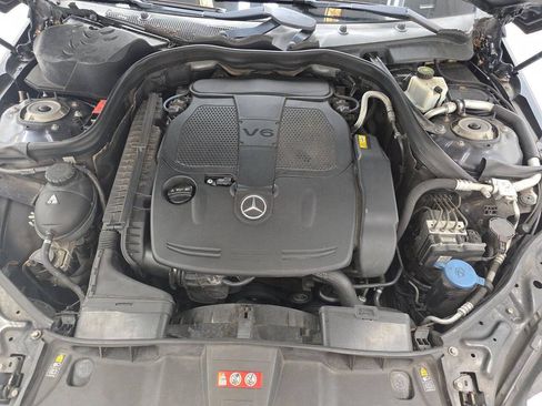 Used 2012 Mercedes-Benz E 350 Sedan w/ Premium 2 Pkg image 4