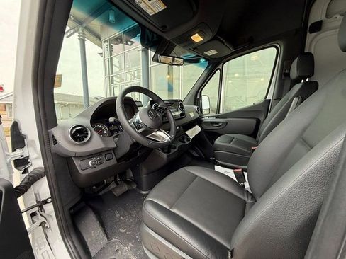 New 2025 Mercedes-Benz Sprinter 2500 image 13