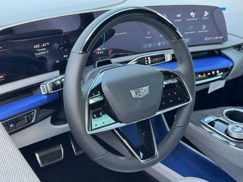 New 2026 Cadillac Optiq Sport 1 image 15