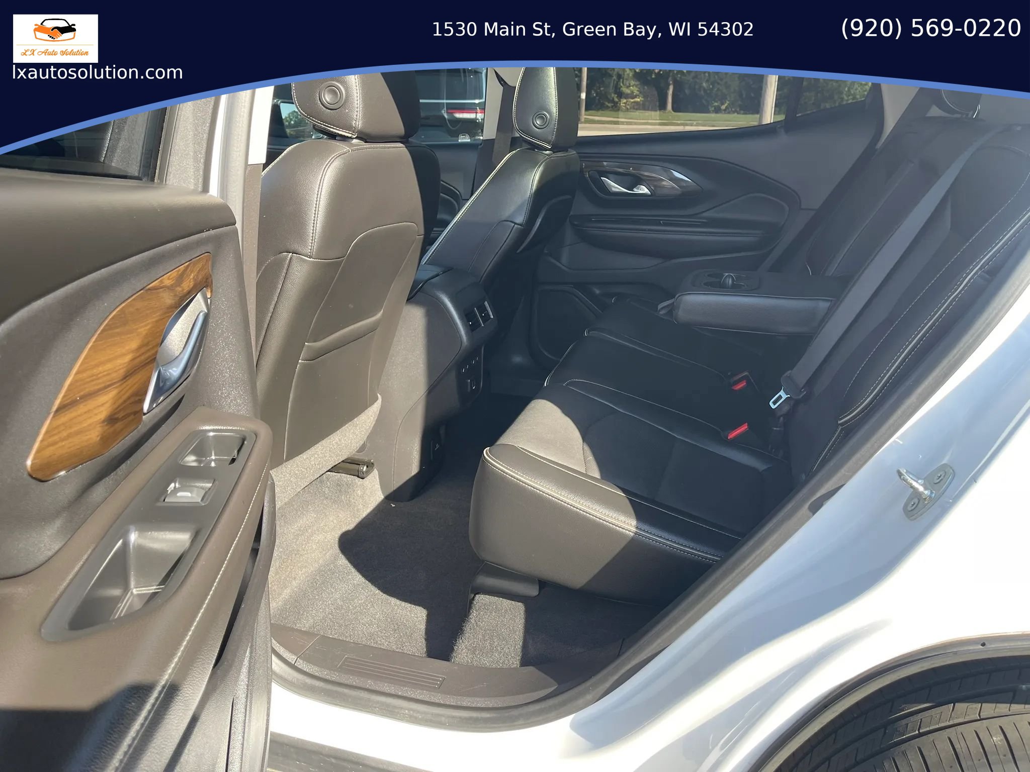 Used 2020 GMC Terrain Denali w/ GMC Pro Grade Package AWD/4WD image 18