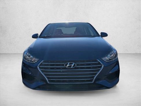 Used 2020 Hyundai Accent SE FWD image 2