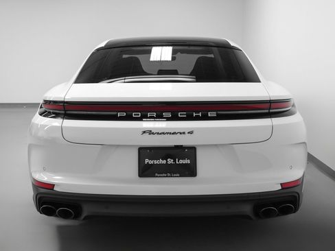 Certified 2025 Porsche Panamera 4 AWD/4WD image 11