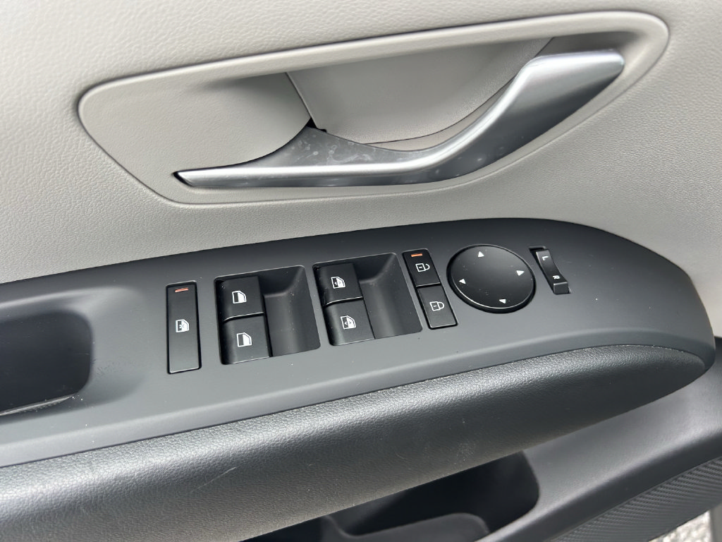 Used 2025 Hyundai Tucson SEL FWD image 23