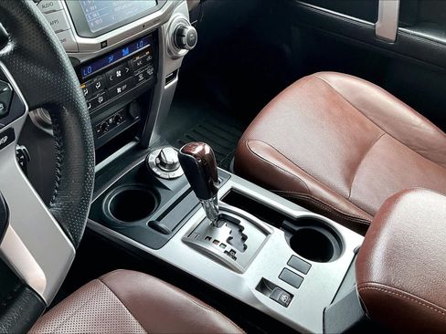 Used 2014 Toyota 4Runner Limited AWD/4WD image 17