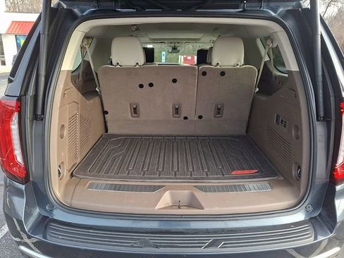 Used 2021 GMC Yukon XL Denali w/ Denali Ultimate Package image 30