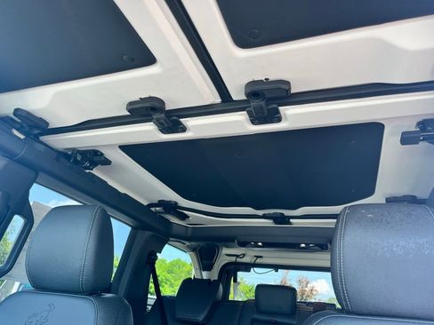 New 2026 Ford Bronco Badlands AWD/4WD image 22
