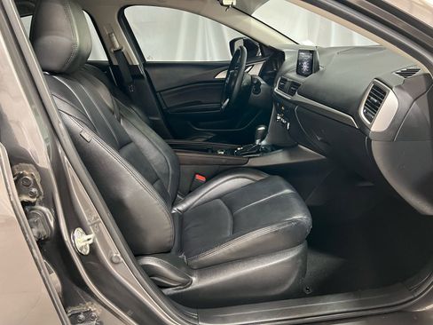 Used 2017 MAZDA MAZDA3 Touring image 15