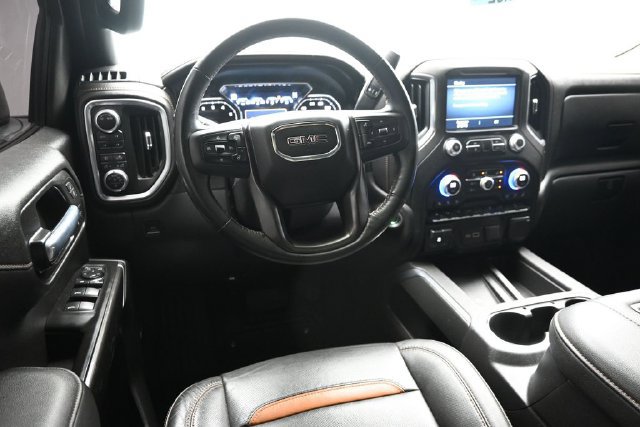 Used 2021 GMC Sierra 1500 AT4 w/ Technology Package AWD/4WD image 12