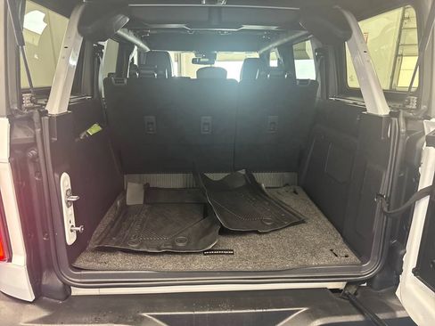 Used 2022 Ford Bronco Outer Banks w/ Sasquatch Package AWD/4WD image 29