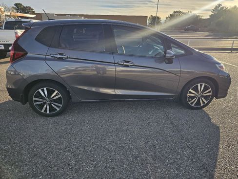 Used 2020 Honda Fit EX image 9