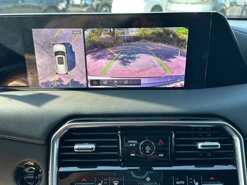 New 2025 Nissan Armada SL w/ Captain's Chari Seat Package image 14