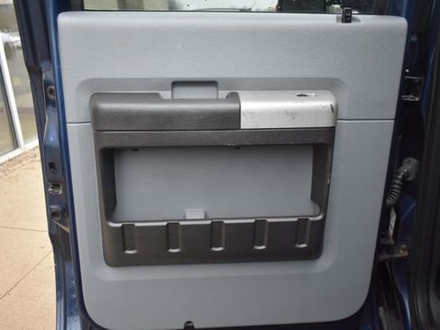 Used 2015 Ford F250 XLT w/ XLT Value Package image 32