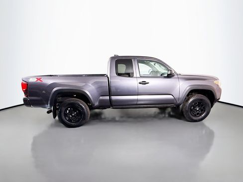 Used 2020 Toyota Tacoma SR w/ SX Package AWD/4WD image 11