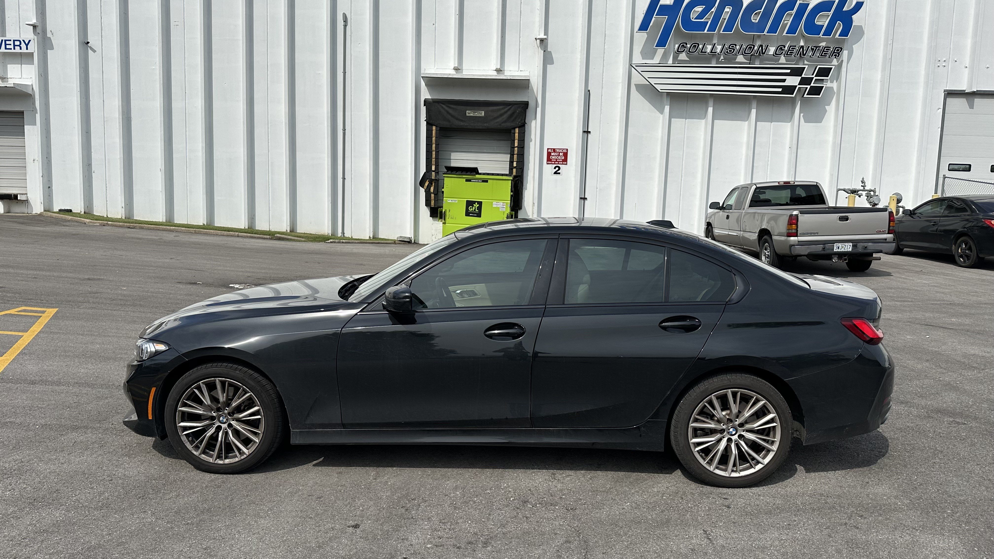 Used 2023 BMW 330i xDrive Sedan w/ Premium Package AWD/4WD image 7