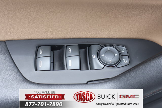 Used 2024 Chevrolet Blazer Premier w/ Enhanced Convenience Package FWD image 13