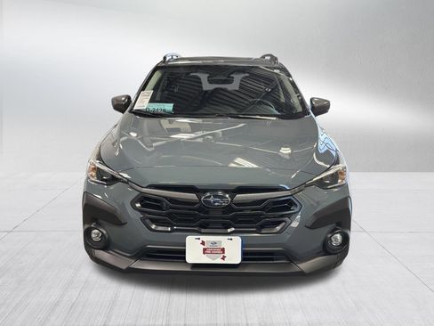 Used 2024 Subaru Crosstrek 2.0i Premium AWD/4WD image 2