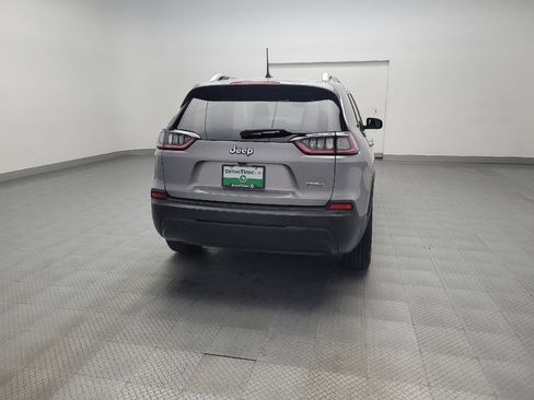 Used 2019 Jeep Cherokee Latitude w/ Popular Appearance Group image 7