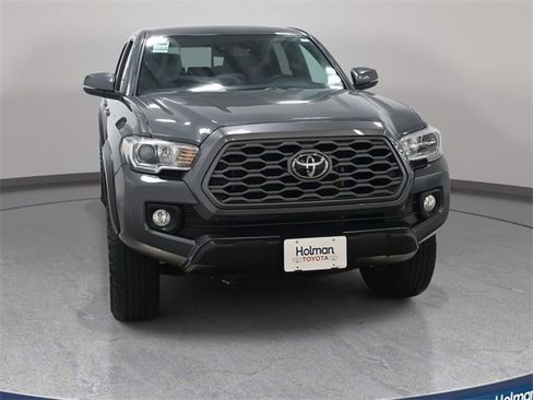 Certified 2023 Toyota Tacoma TRD Off-Road image 3