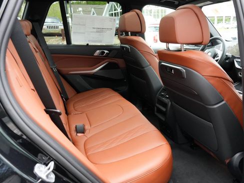 New 2026 BMW X5 xDrive40i w/ Executive Package AWD/4WD image 10