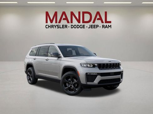New 2026 Jeep Grand Cherokee L Limited AWD/4WD image 5