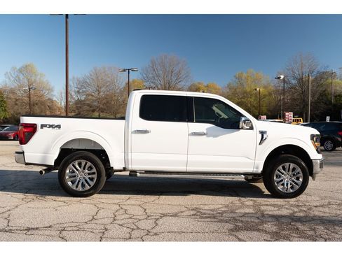 Used 2024 Ford F150 XLT w/ Equipment Group 302A MID AWD/4WD image 9