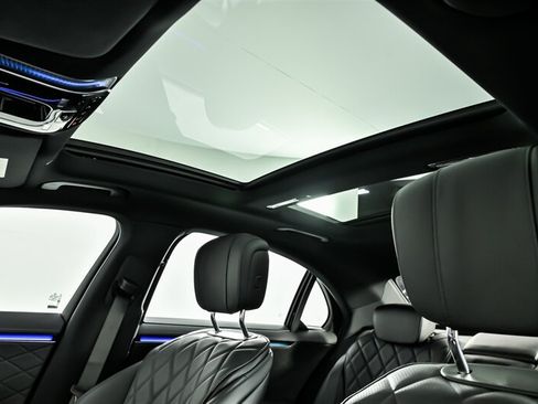 Used 2025 Mercedes-Benz S 580 4MATIC Sedan image 24