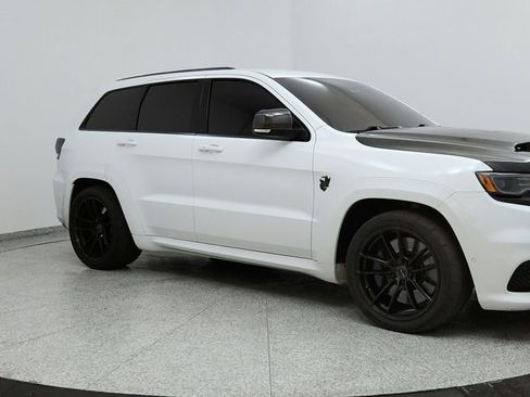 Used 2018 Jeep Grand Cherokee Trackhawk image 7