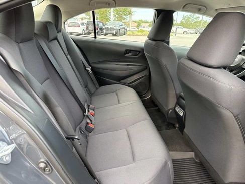 Used 2025 Toyota Corolla LE FWD image 19