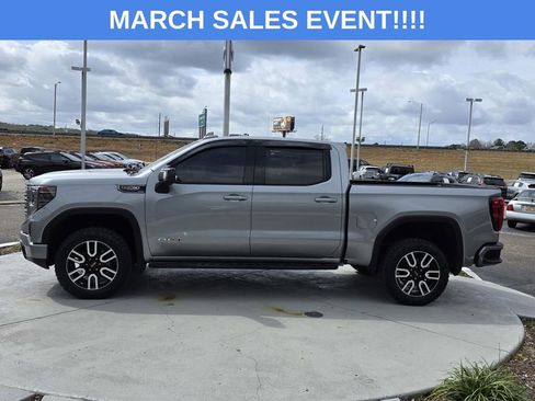 Used 2024 GMC Sierra 1500 AT4 w/ Technology Package image 6