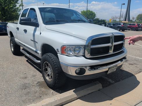 Used 2004 Dodge Ram 2500 Truck SLT w/ Off-Road Group AWD/4WD image 3