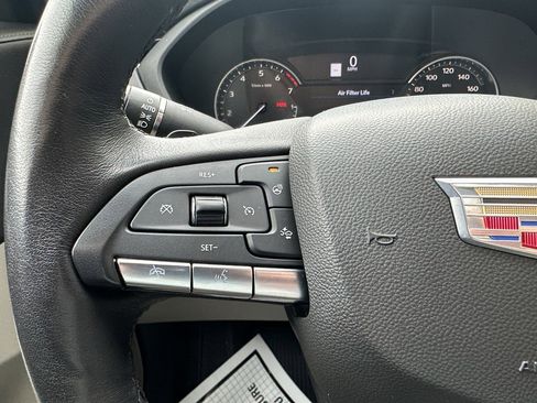 Certified 2023 Cadillac XT4 Luxury w/ Cold Weather Package image 21