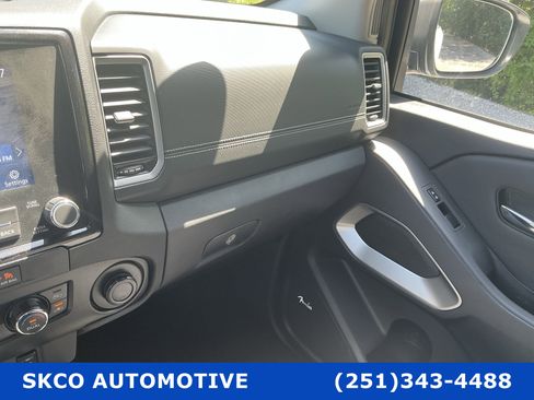Used 2023 Nissan Frontier SV w/ SV Convenience Package AWD/4WD image 24